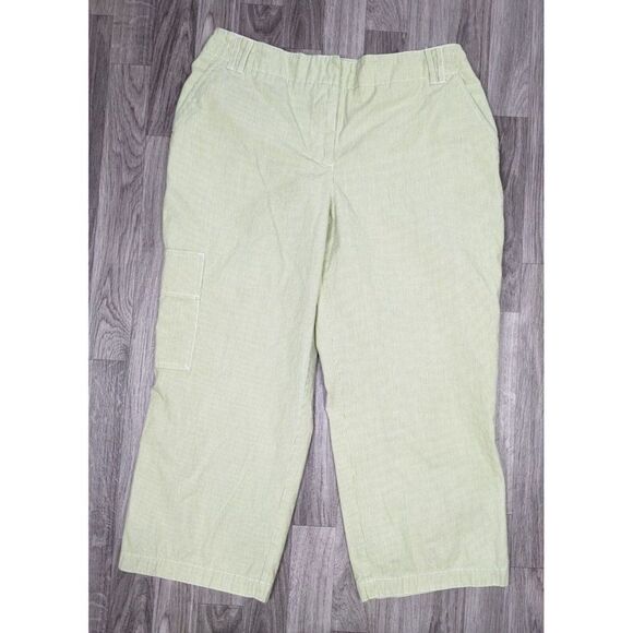 Chicos Womens Size 2 Cargo Pockets Green White Striped Cotton Capri Pants - Picture 1 of 10